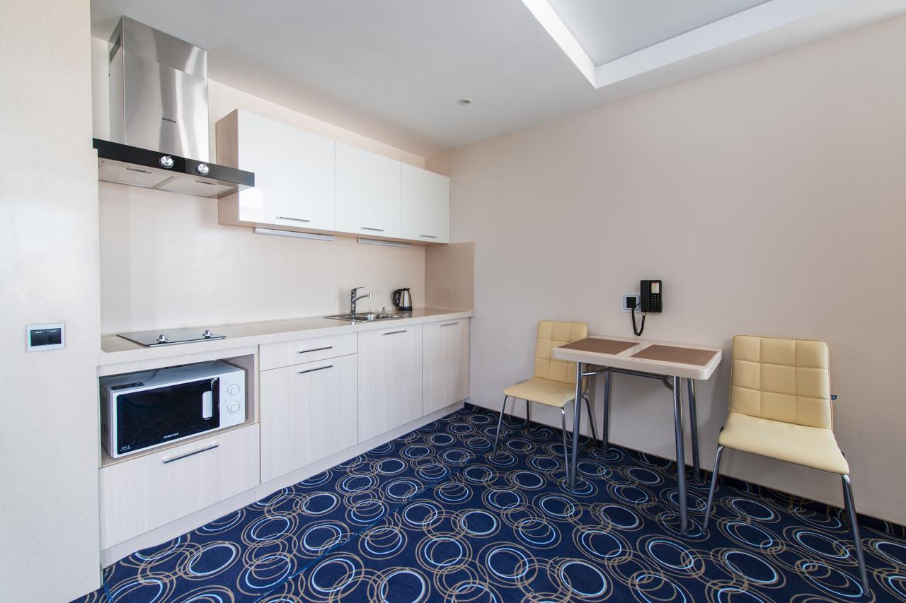 Apart Hotel 92/2 Karaganda Zewnętrze zdjęcie